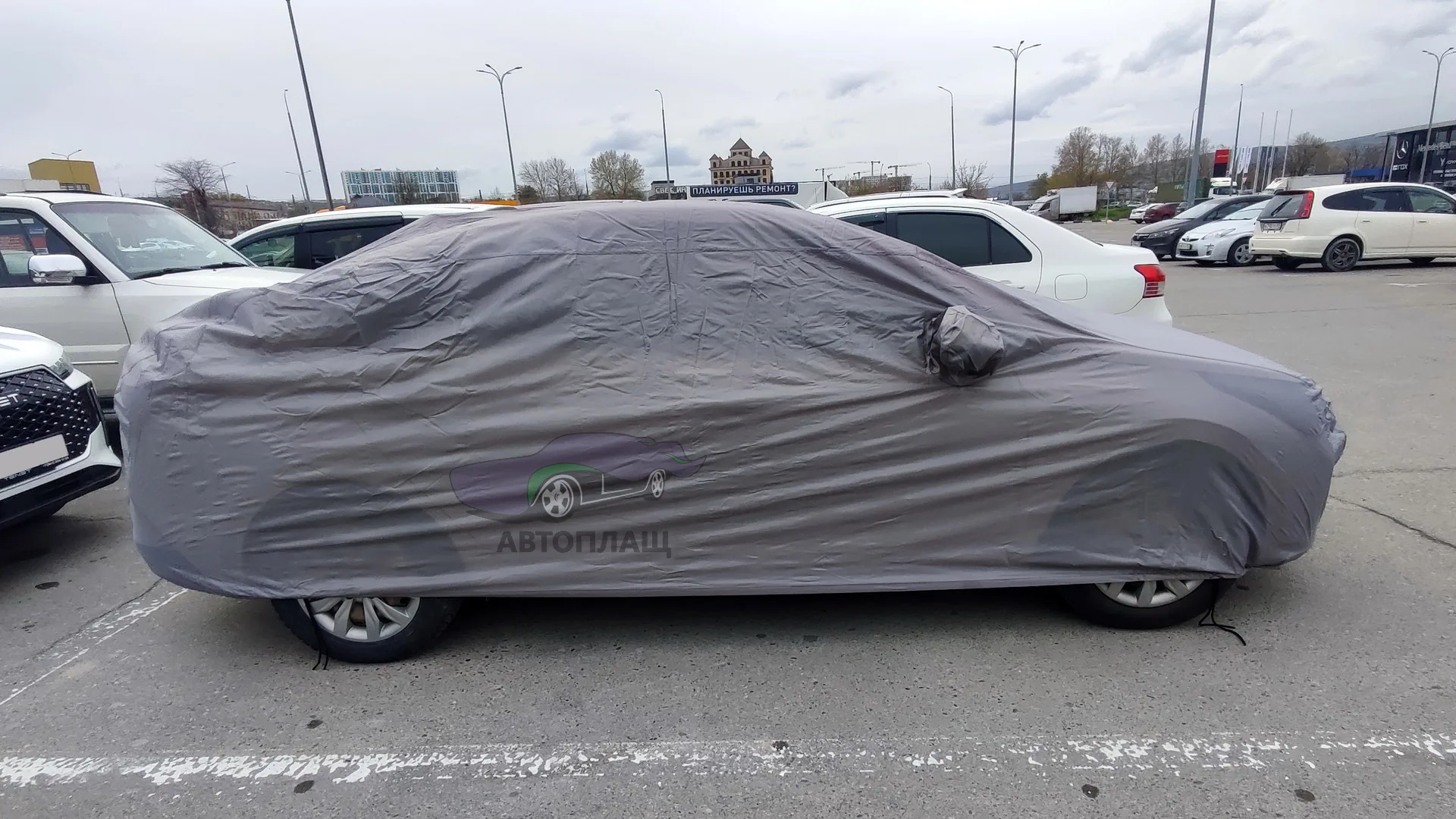 Модельный чехол для автомобиля Hyundai Solaris '2020–22 вид сбоку
