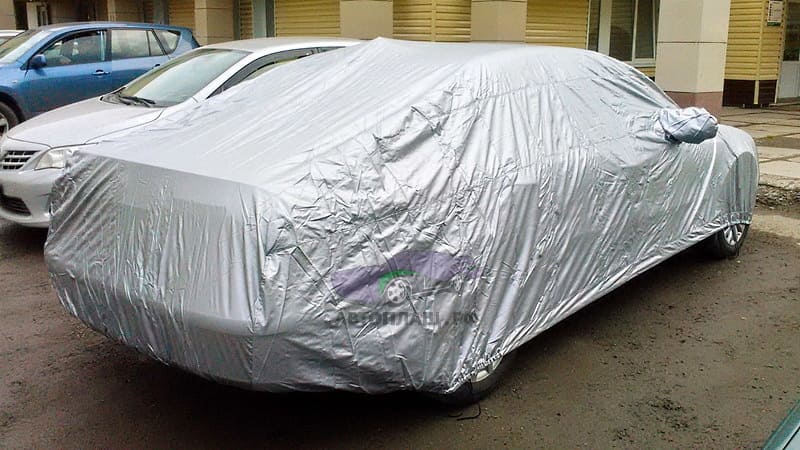 Чехол для авто Mercedes-Benz E-Klasse '2002-09 вид сзади