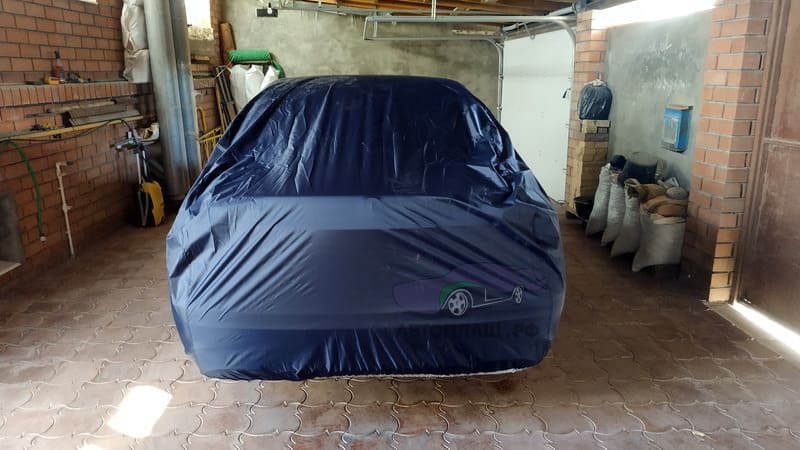 Чехол на авто Mercedes-Benz E-Klasse '2016  вид сзади