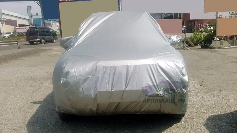 Чехол для кроссовера Renault Duster вид спереди