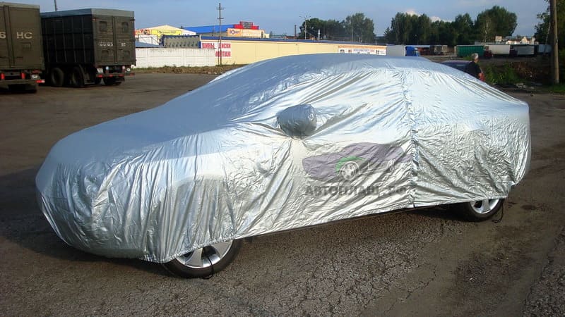 Защитный чехол для авто Kia Cerato '2009 вид сбоку