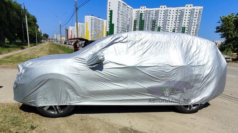 Чехол на внедорожник Kia Sorento '2021 года, вид сбоку