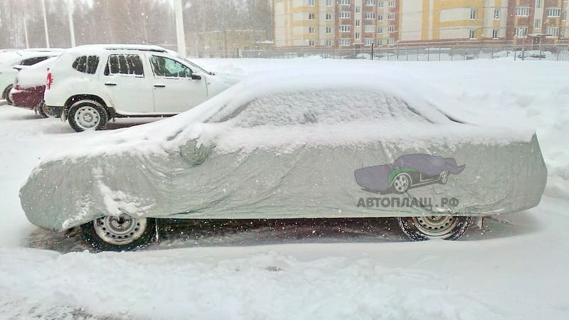 Защитный тент для седана Kia Spectra вид сбоку