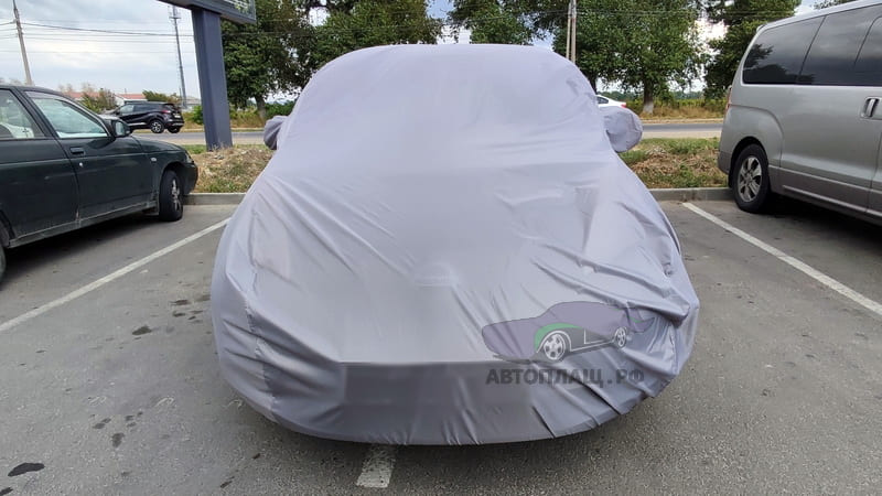 Чехол на авто Nissan Leaf '2010-17 вид спереди