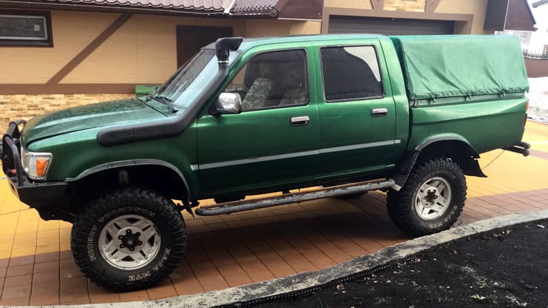 пикап Toyota HiLux '1989