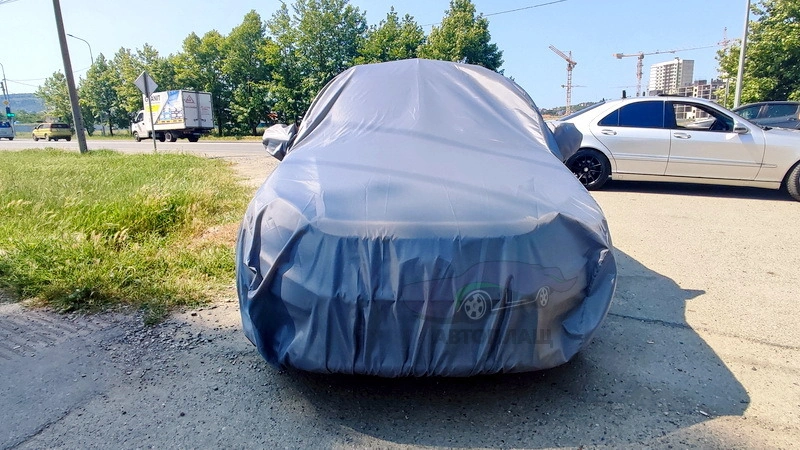 Чехол для авто Lada Granta универсал 2020 вид спереди