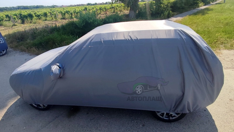 Чехол для авто Lada Granta универсал 2020 вид сбоку