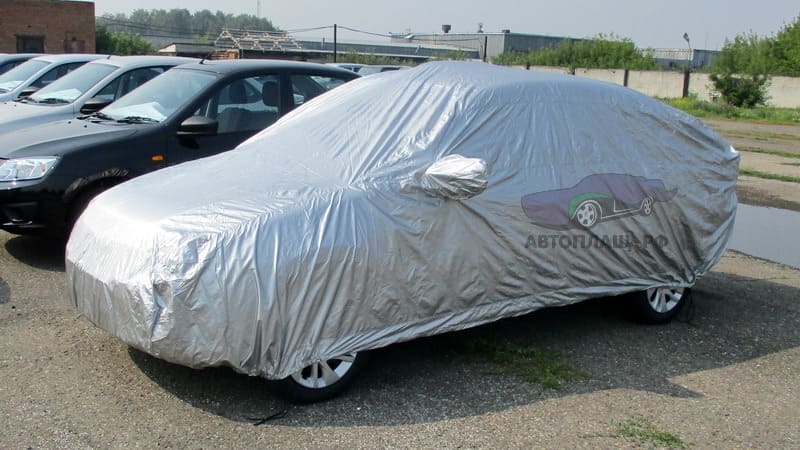 Модельный чехол для лифтбека Lada Granta вид сбоку