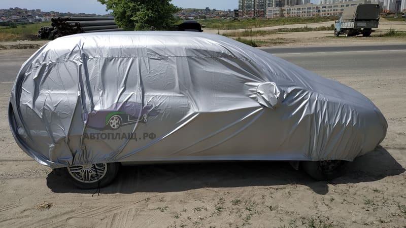 Модельный чехол для универсала Lada Kalina SW '2007-13 вид сбоку